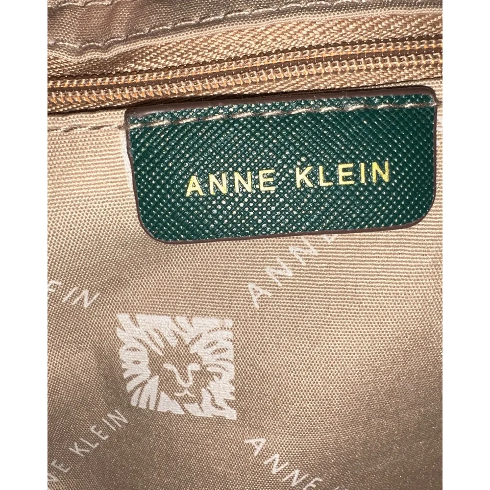 Anne Klein Purse Green Satchel Signature Top Handle Handbag Snap Close Zip Pocke